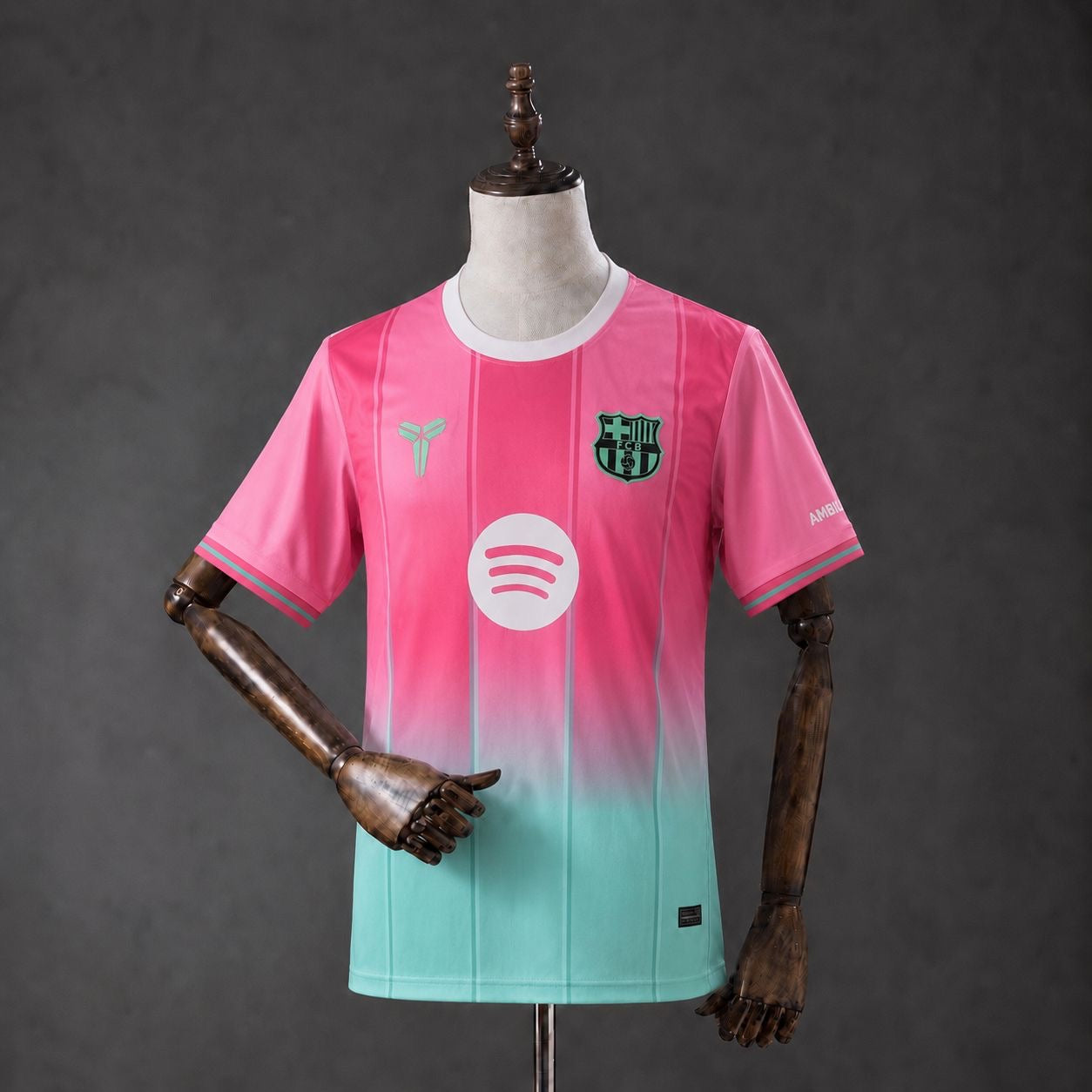 Barcelona 26/27 Paradise Fade