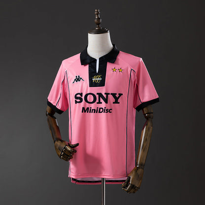 Juv 97/98 Away Retro